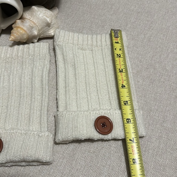 Free With $25 Purchase-Knit Boot Cuffs-Cream-GUC-Steve Madden - Picture 5 of 8